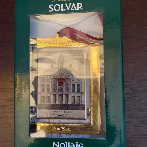 1998 Official Congressional Holiday Ornament - Federal Hall- in Original Box - Picture 4 of 4